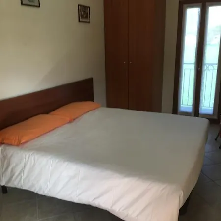 לינה וארוחת בוקר Boscotenso 3*